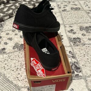 Womens vans Atwood Low Canvas Black NWT size 8